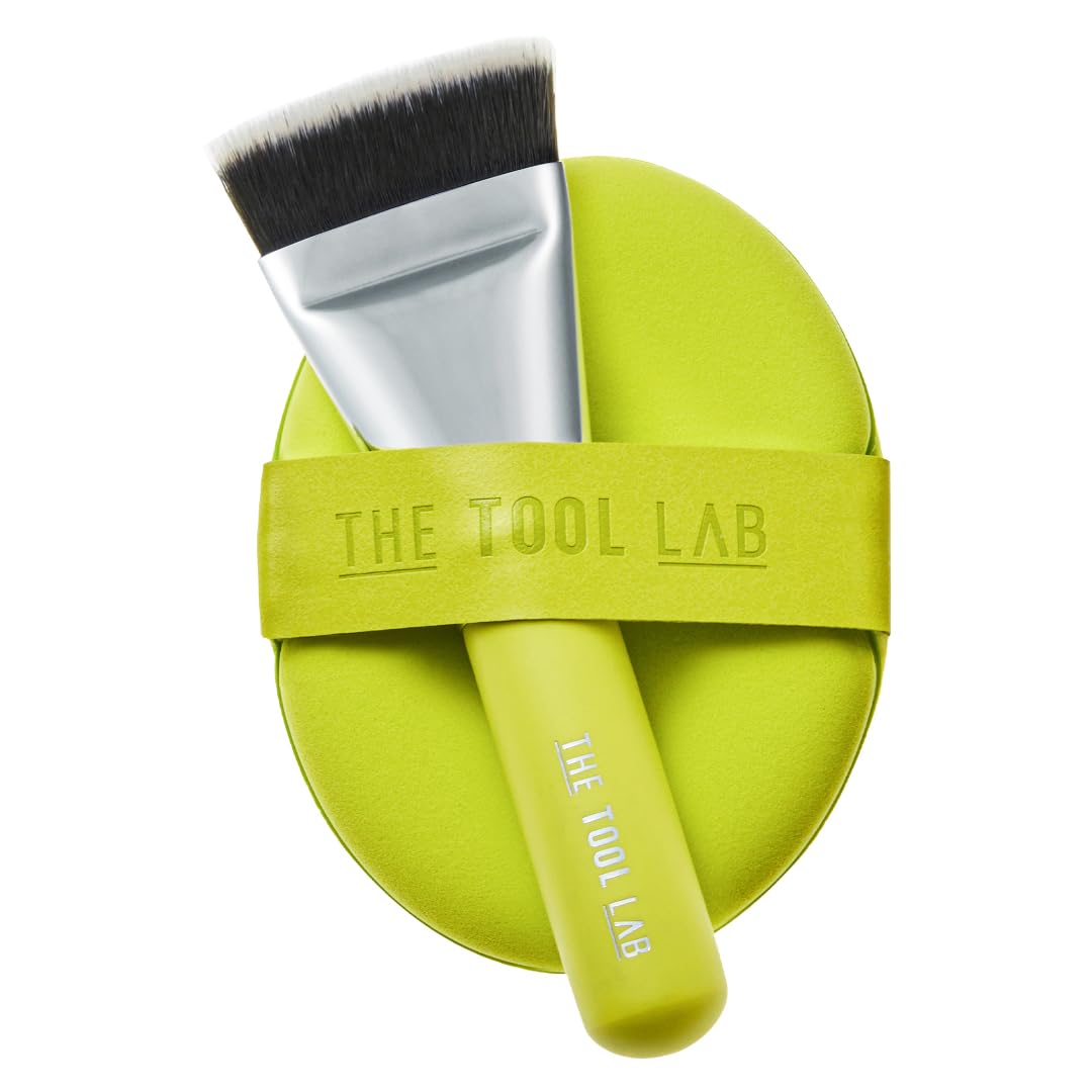 THE TOOL LAB Aqua Fitting Duo, Makeup Set with Flat Foundation Brush and Liquid Foundation Puff, Portable Case with 1.1" Flat Brush, Korean Makeup